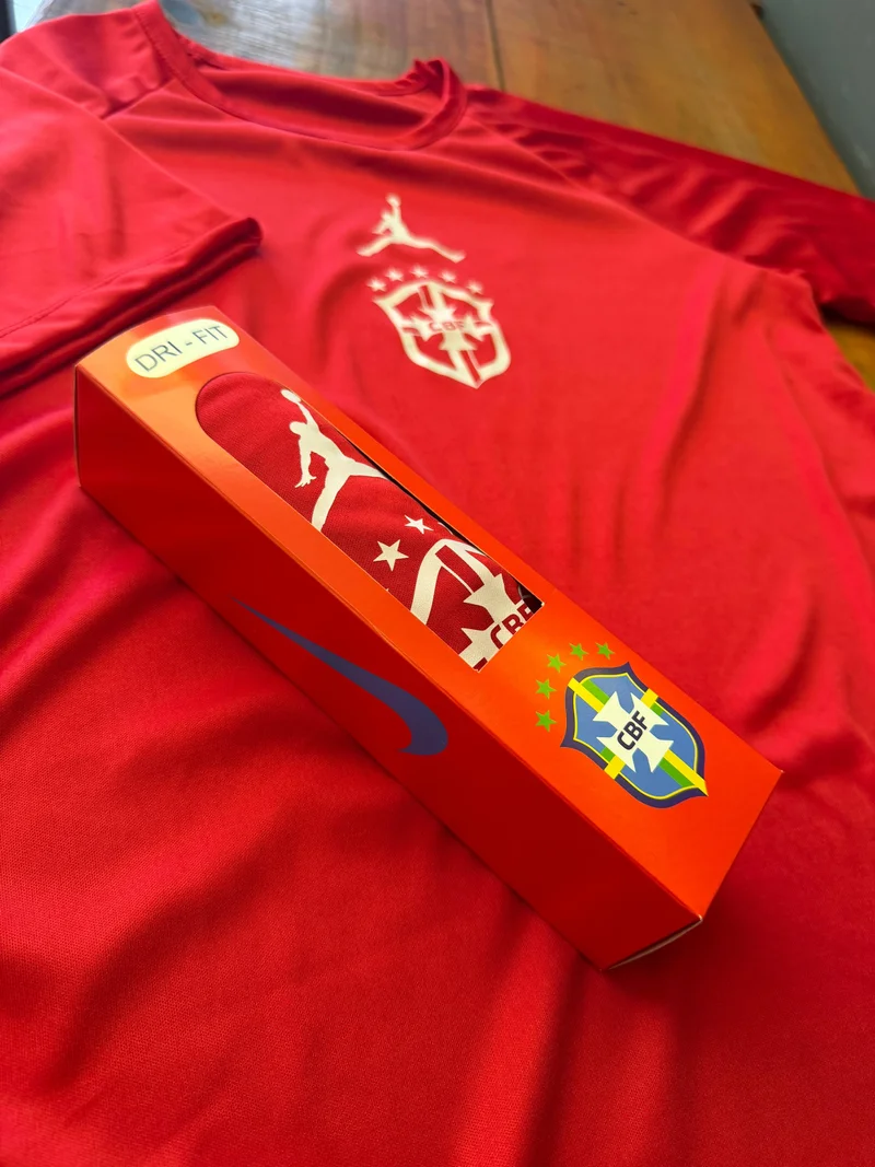 Dri Fit Brasil Vermelha Detail